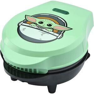 Star Wars The Mandalorian The Child Baby Yoda Grogu 4” Mini Waffle Maker NEW